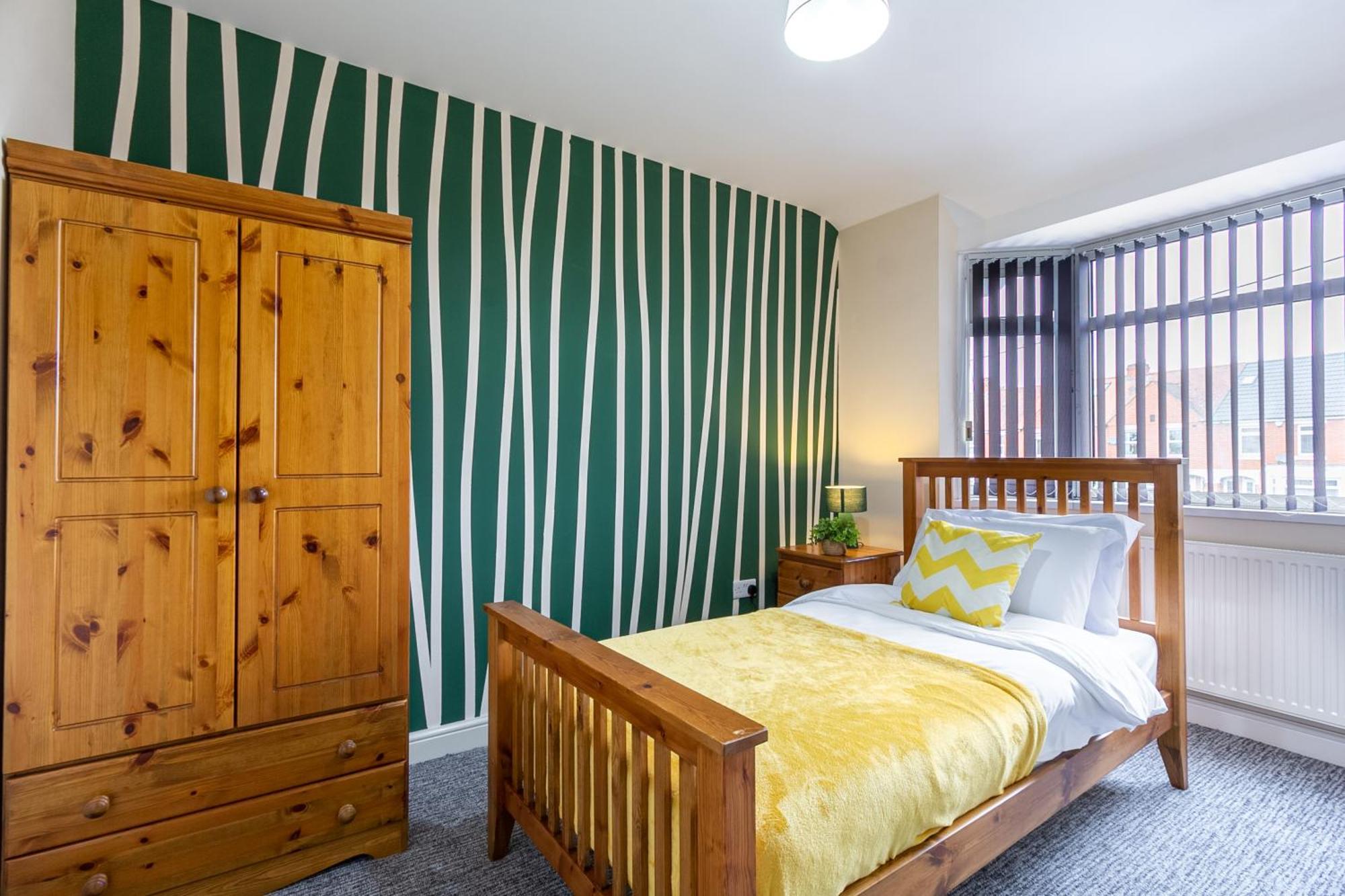 Ferienwohnung Bathway House - Free Secured Parking And Wifi Coventry Exterior foto