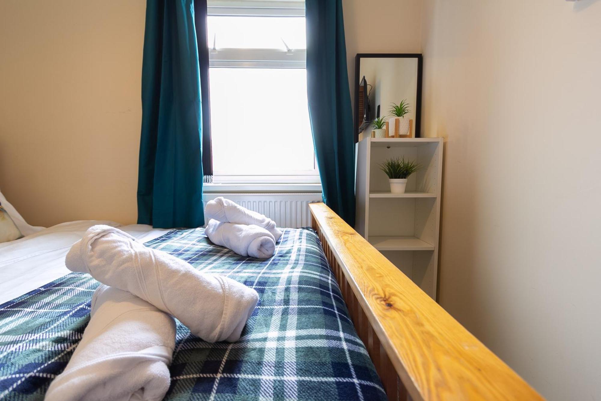 Ferienwohnung Bathway House - Free Secured Parking And Wifi Coventry Exterior foto