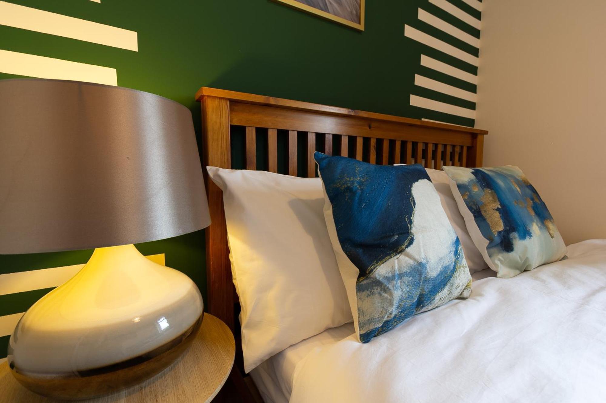 Ferienwohnung Bathway House - Free Secured Parking And Wifi Coventry Exterior foto