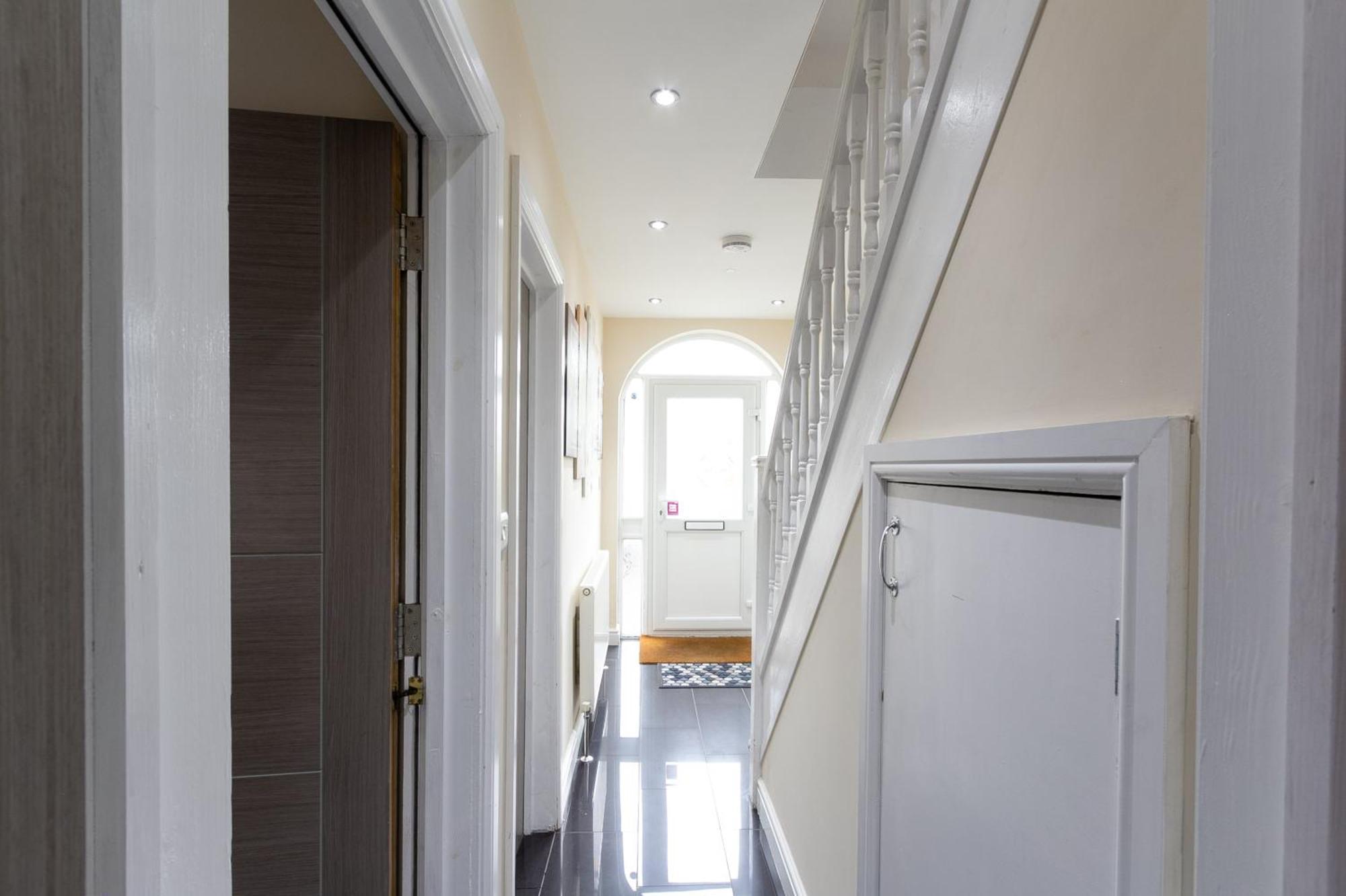 Ferienwohnung Bathway House - Free Secured Parking And Wifi Coventry Exterior foto